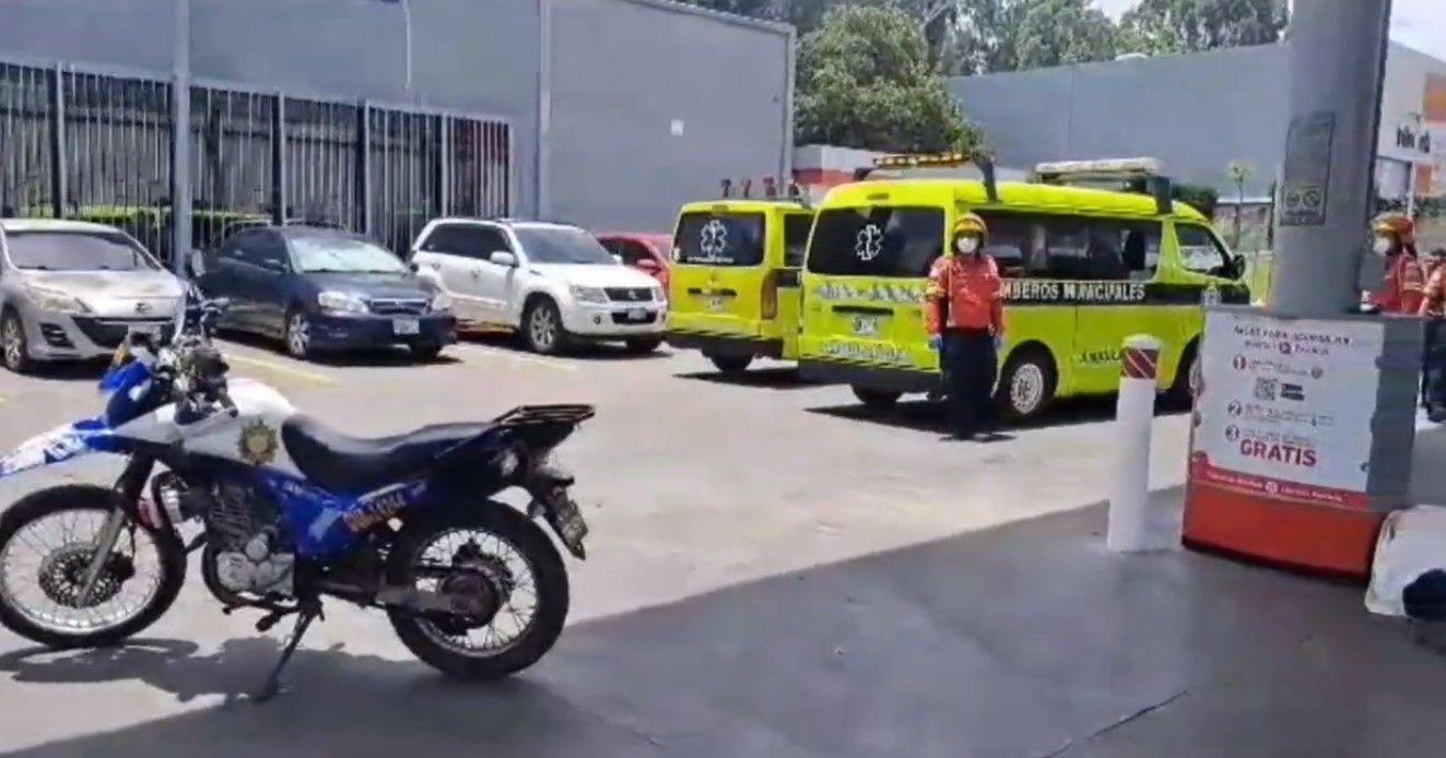 Ultiman a trabajador de una gasolinera en avenida Petapa