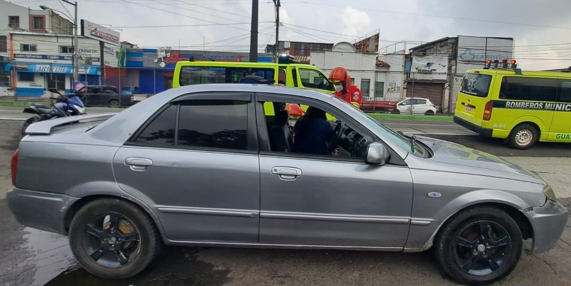 Atacan a dos personas en zona 12