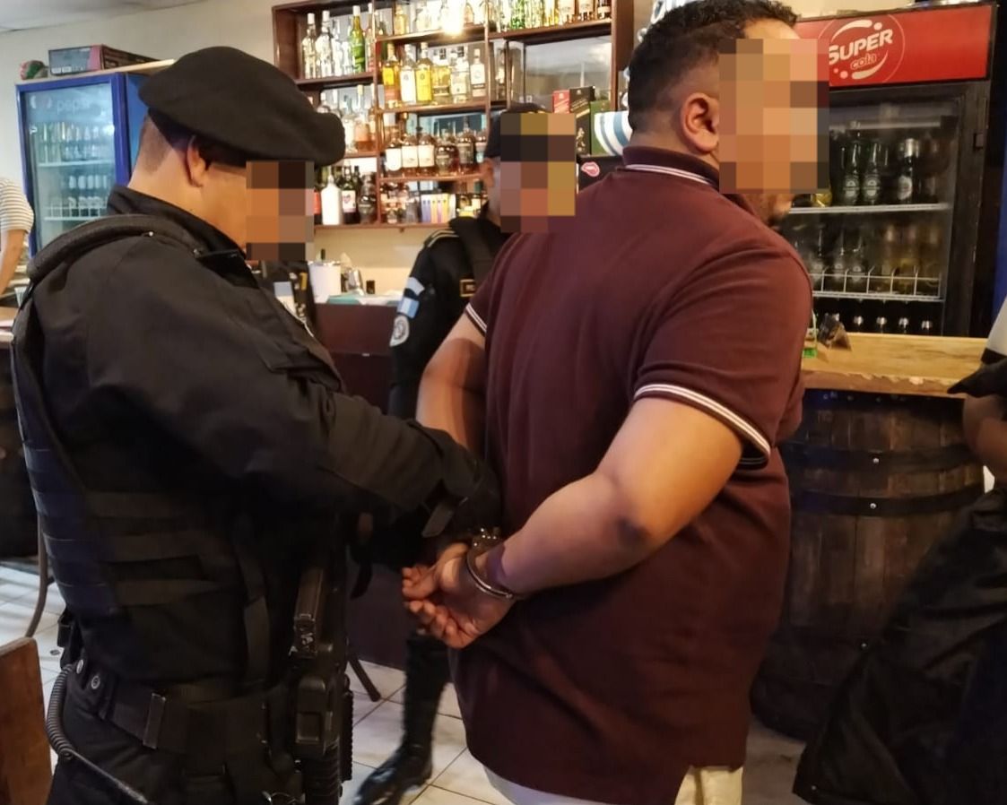 Detenido por vender bebidas alcohólicas a un menor de edad