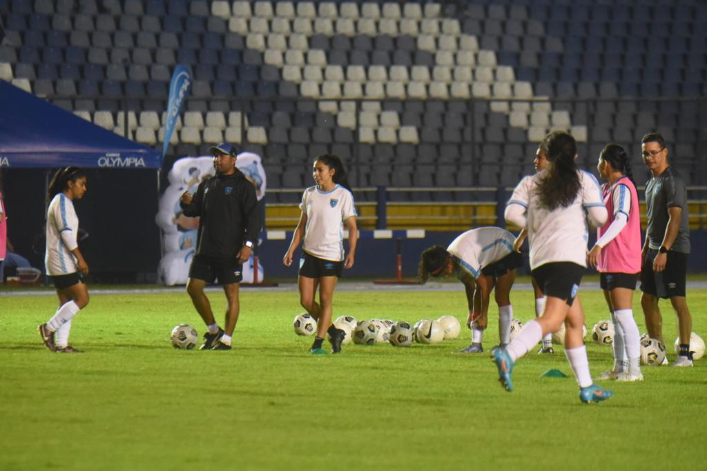 Selección femenina de Guatemala no se guarda nada para los Centroamericanos y del Caribe