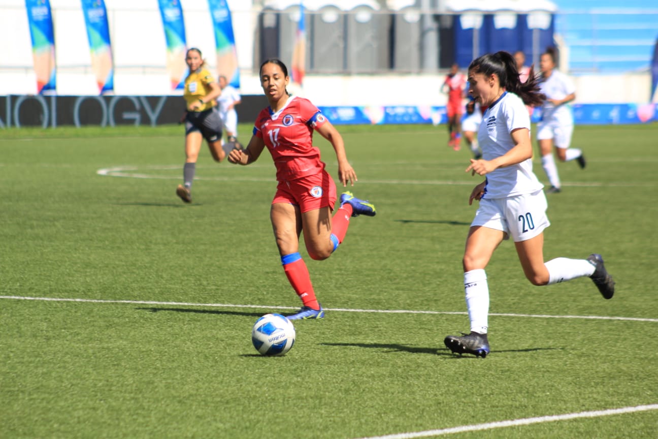 ¡Gracias Analú! Ana Lucía Martínez brilla en Selección Nacional de Guatemala