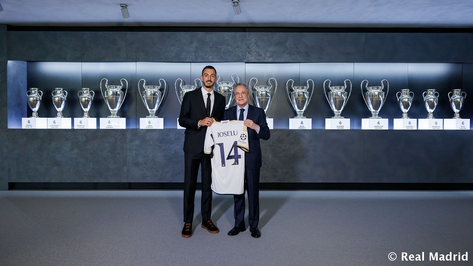 ¡El ‘9’ sigue sin dueño en el Real Madrid! Joselu es presentado con la ’14’