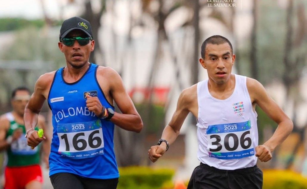 Alberto González se cuelga la medalla de oro la Media Maratón en San Salvador