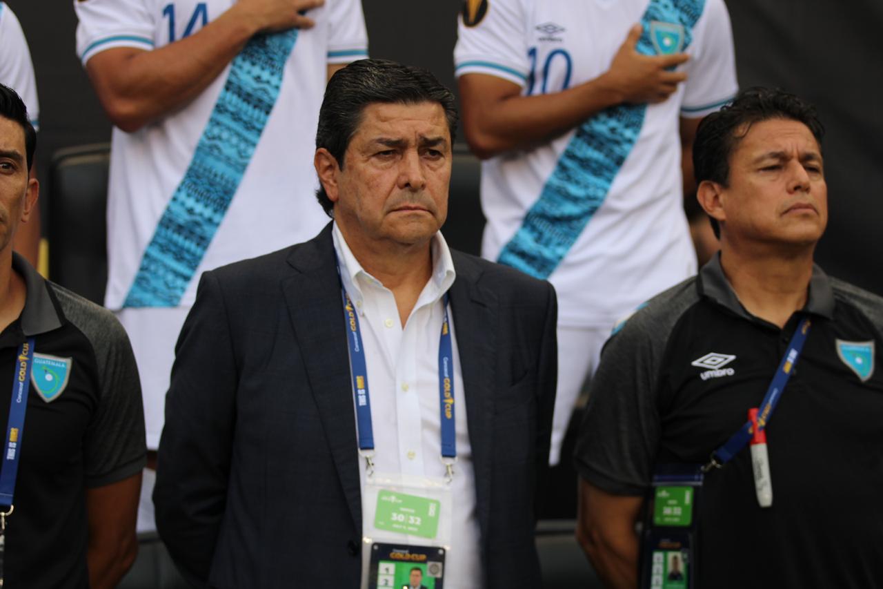 Tena, cuarto técnico en llevar a Guatemala a segunda ronda de Copa Oro