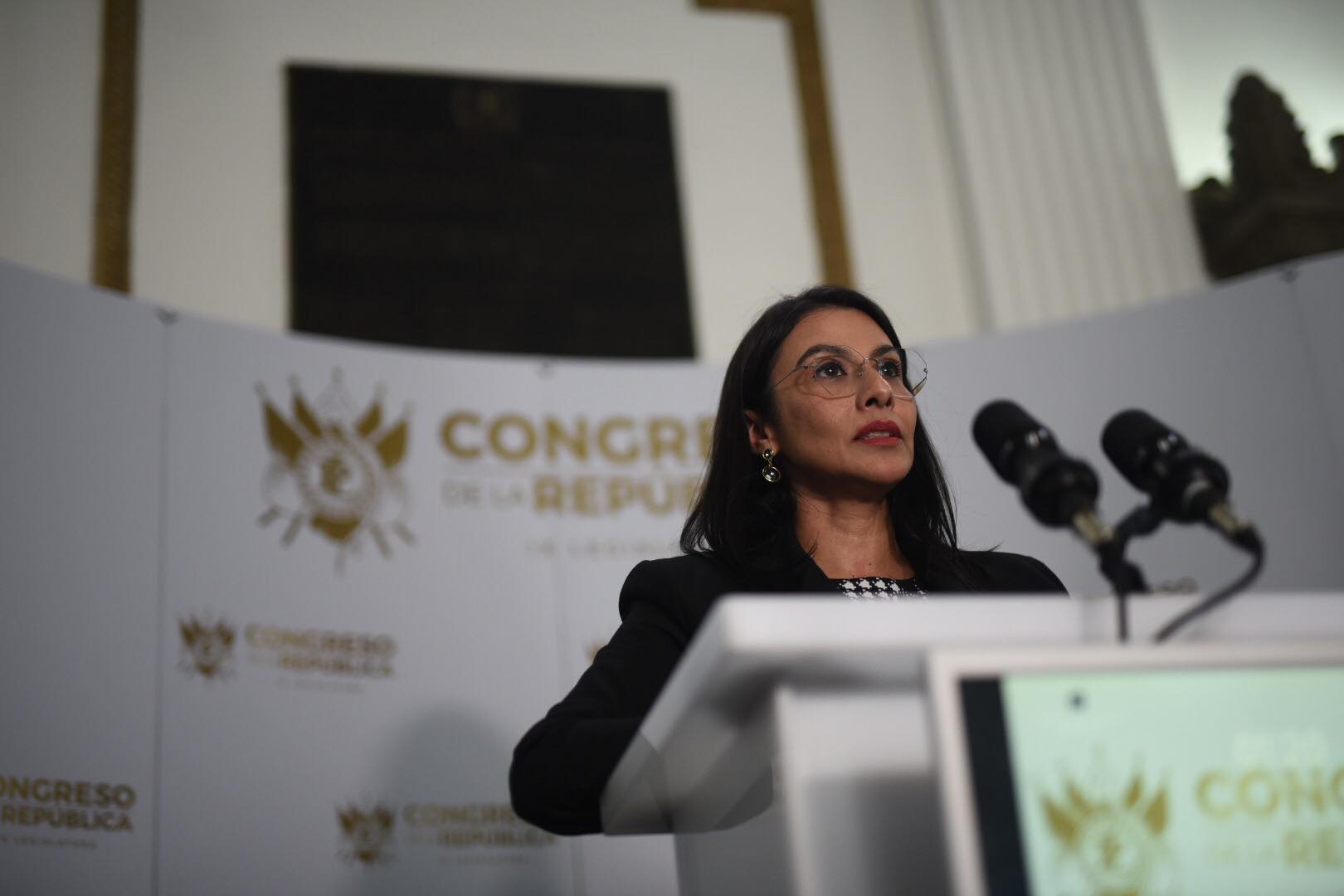 Semilla acciona contra presidenta del Congreso Shirley Rivera