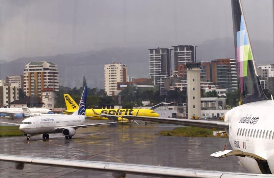 Aeronáutica anuncia cortes de energía en el Aeropuerto La Aurora