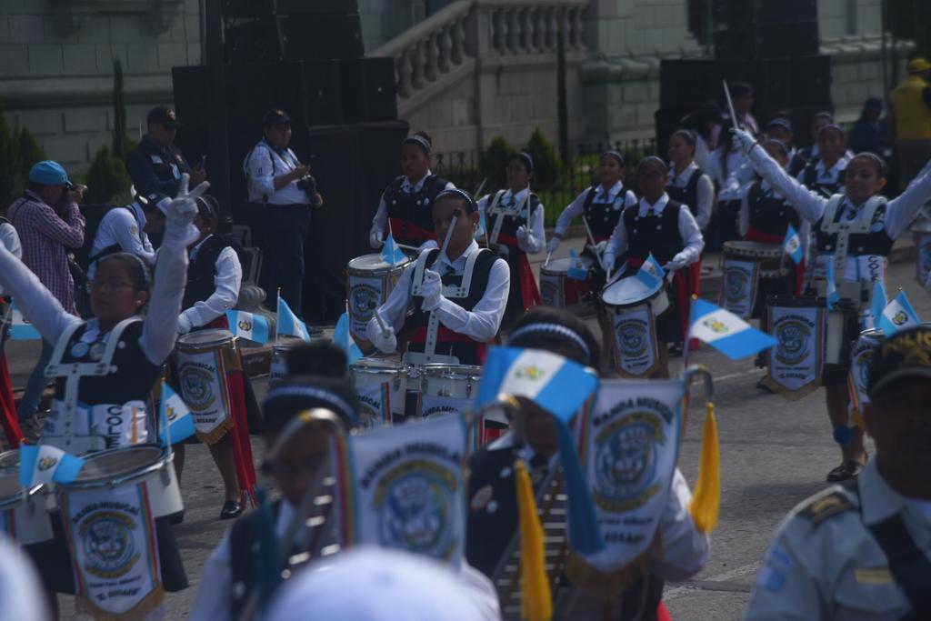 FOTOS. Celebran con civismo a Guatemala