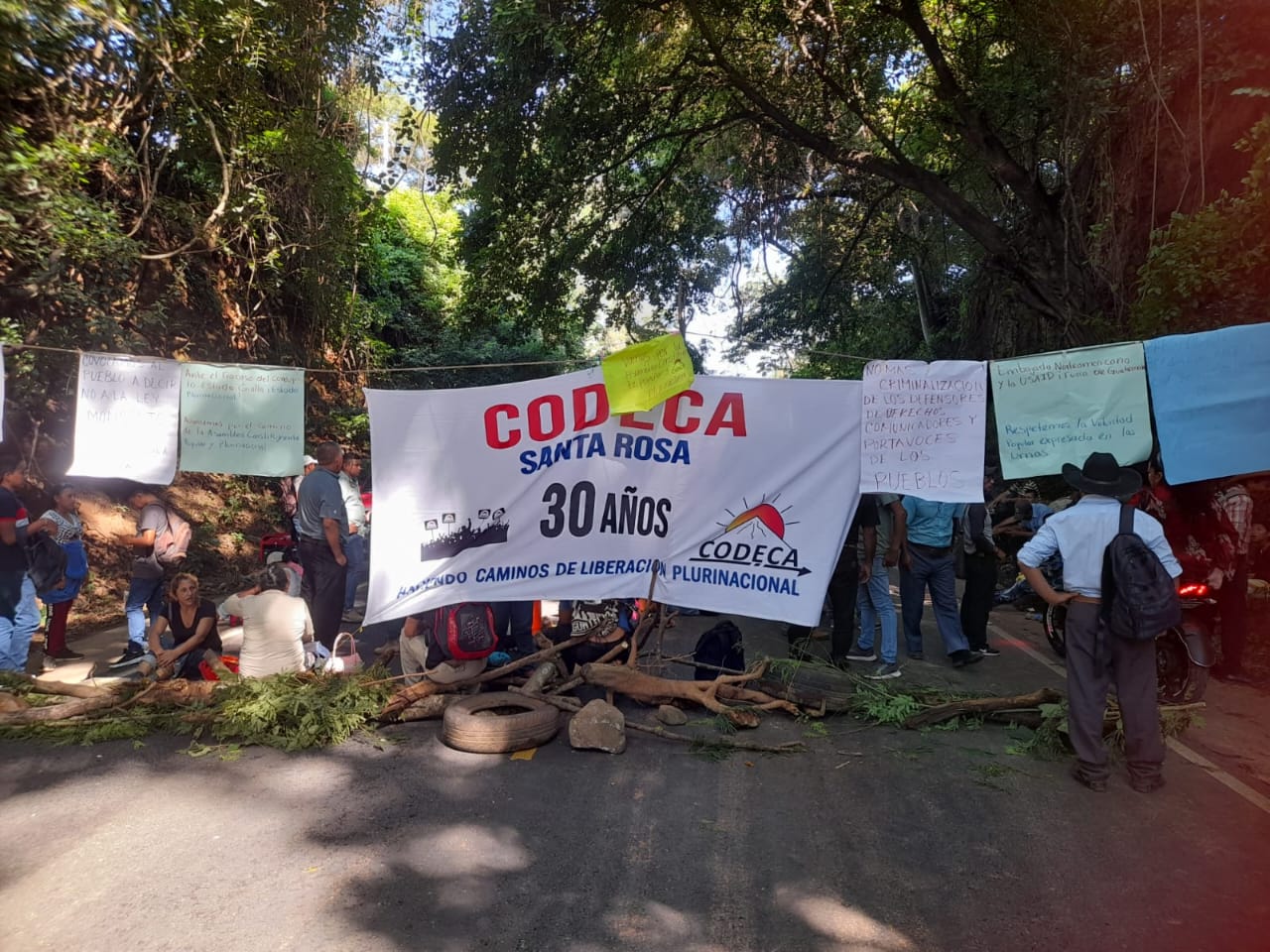 Cámaras empresariales se suman al rechazo de los bloqueos en carreteras