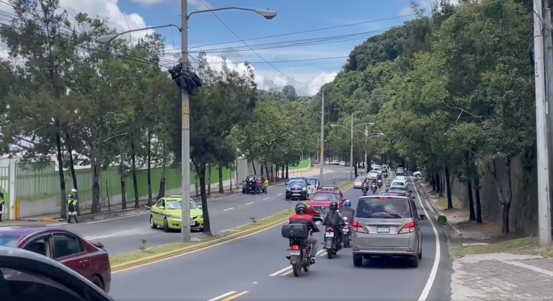 Carriles en bulevar Lourdes permanecerán cerrados