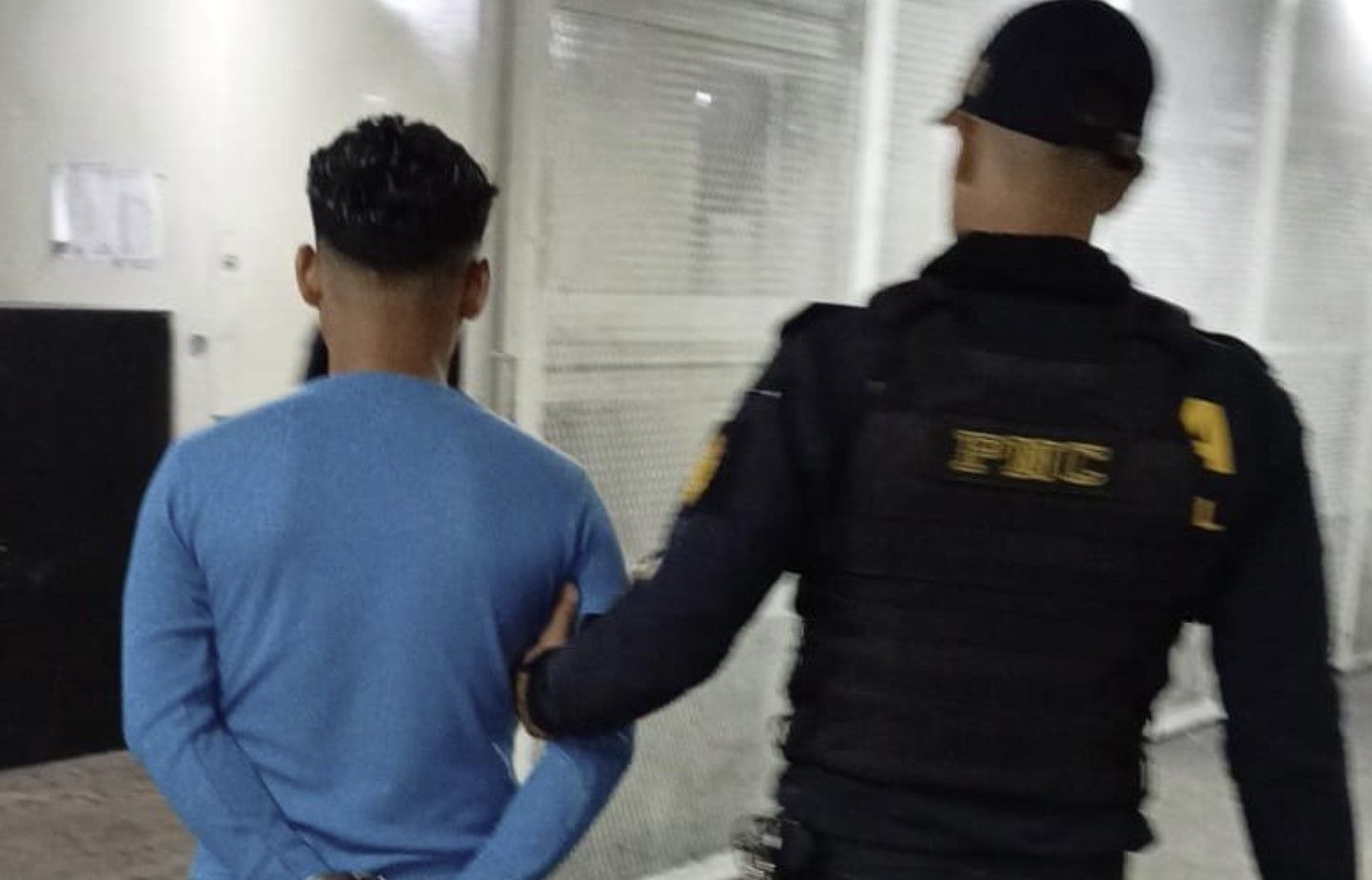 Detenido por morder y mutilarle la oreja a un hombre