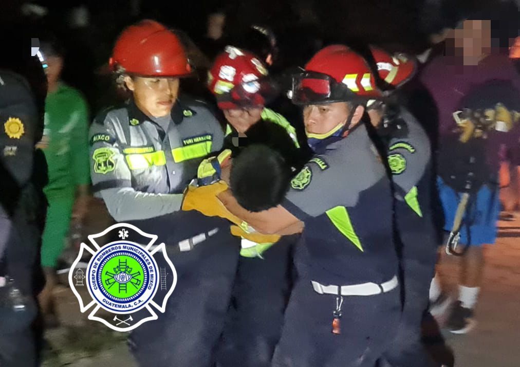 Niño desaparecido es encontrado en el fondo de un barranco