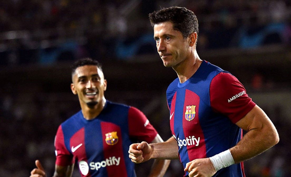 Robert Lewandowski hace historia en la tremenda victoria del Barcelona