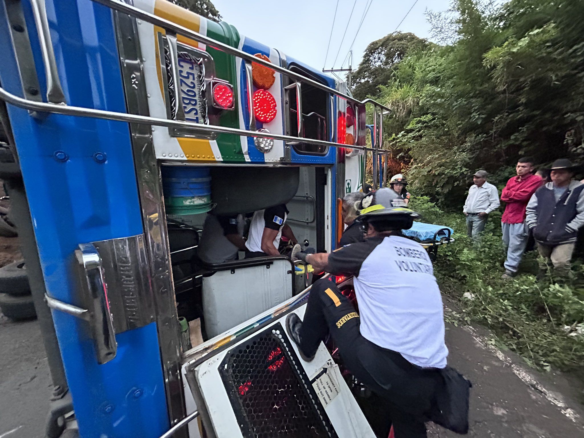 Bus se accidenta en San José Pinula