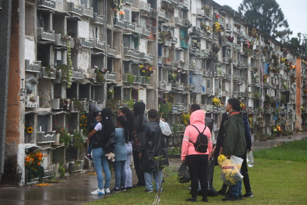 Se reporta incremento de visitantes al Cementerio General