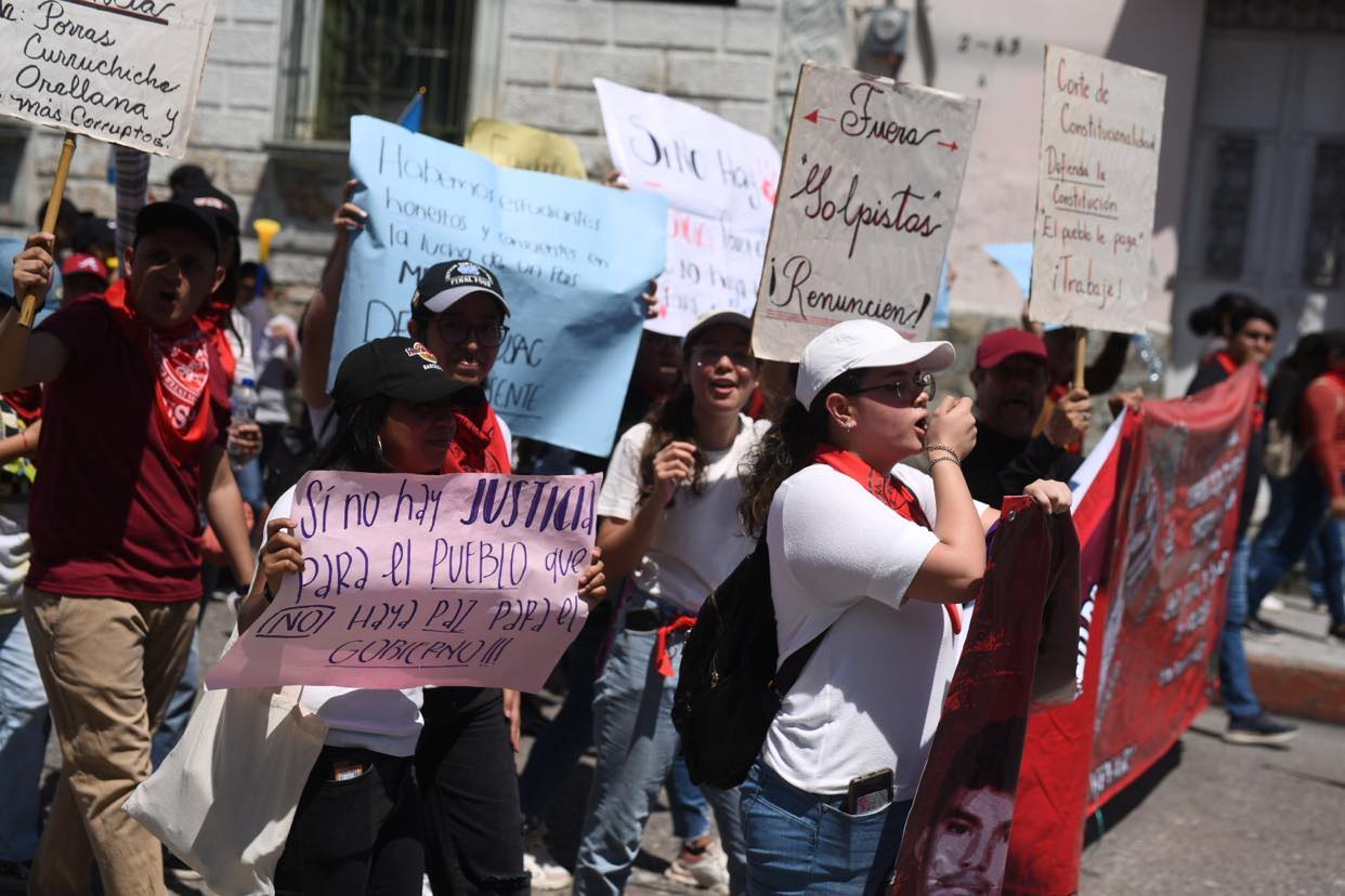 En imágenes: Estudiantes de la USAC se suman a jornada de protestas