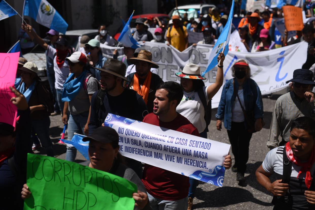 Guatemala amanece con 65 puntos bloqueados en séptimo día de paro nacional