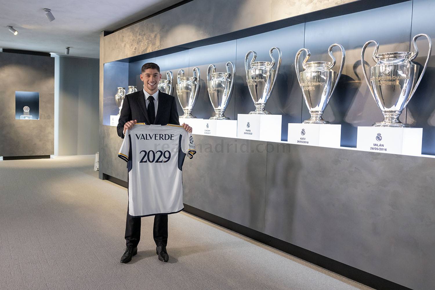 Federico Valverde renueva con el Real Madrid hasta 2029