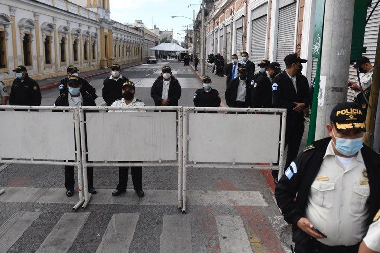 Cierres viales en perímetro del Congreso previo a toma de posesión