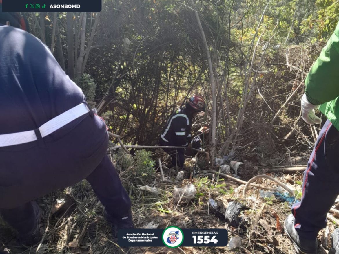 Dos fallecidos y 12 heridas por accidente en carretera Interamericana