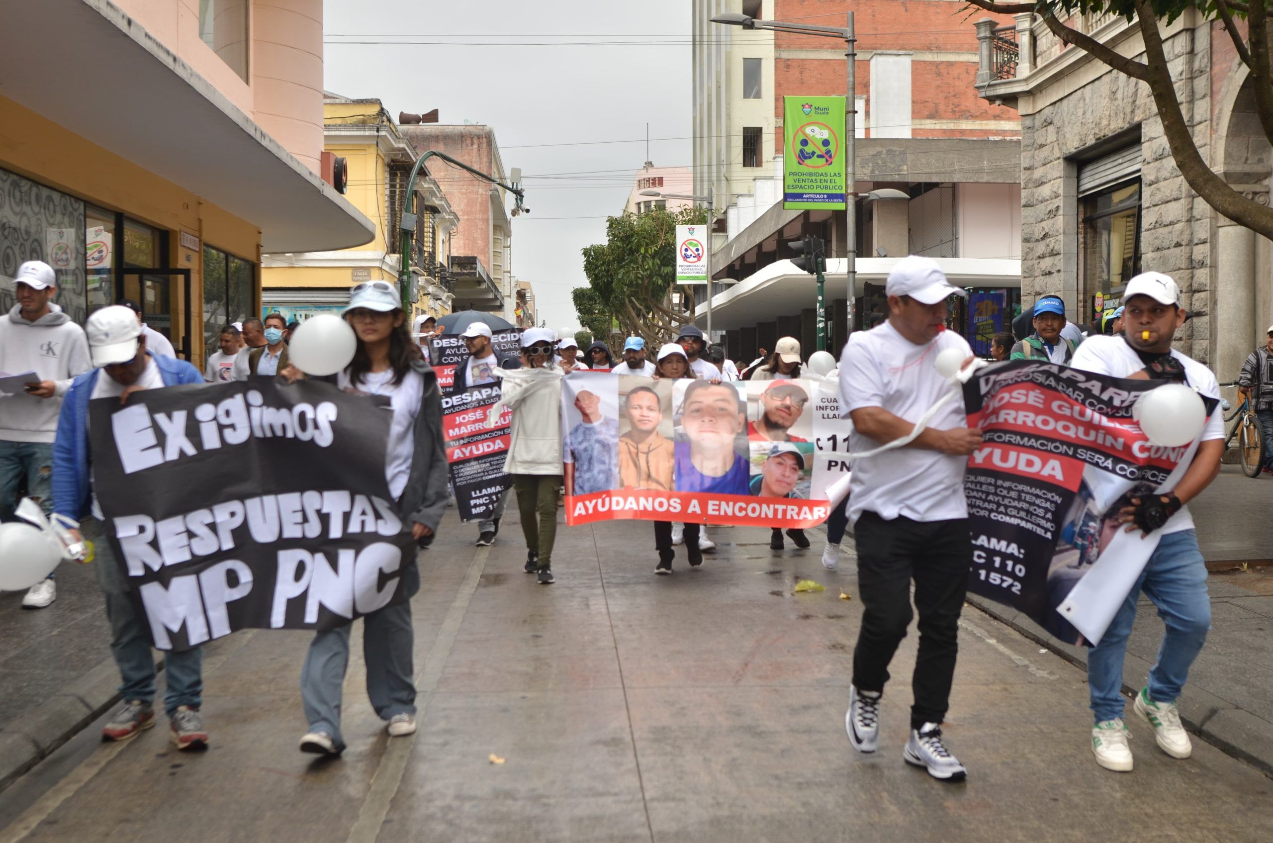 Familiares piden agilizar búsqueda de hombres desaparecidos