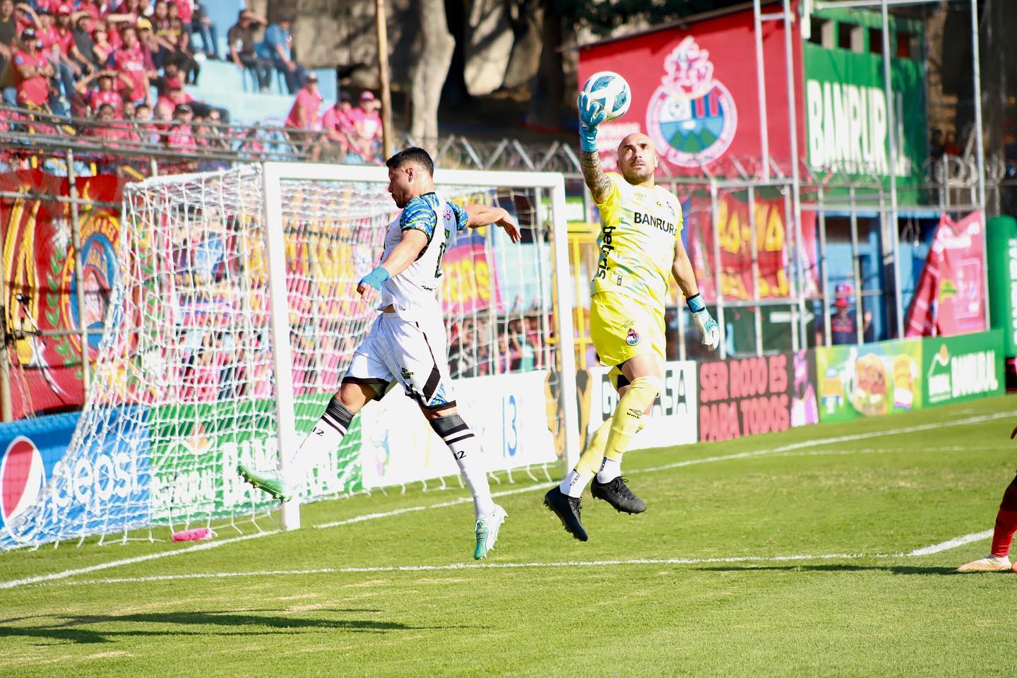 Esta es la sanción que pide Deportivo Mixco para Municipal