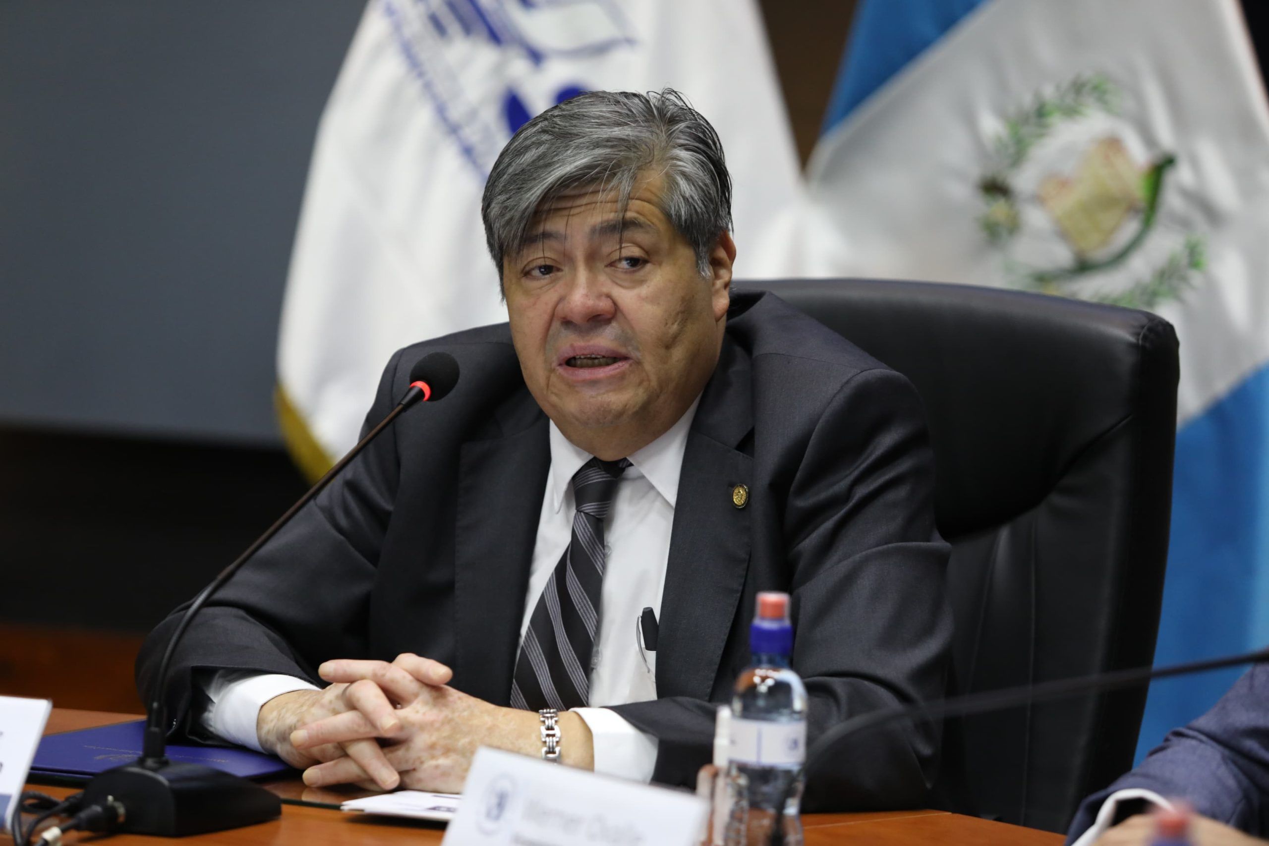 Ministro de Gobernación responde a Fiscal General tras difusión de video