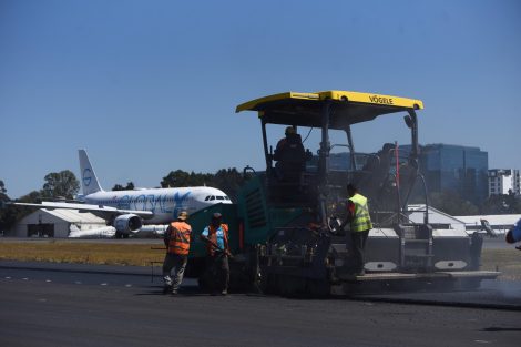 pista del aeropuerto internacional La Aurora