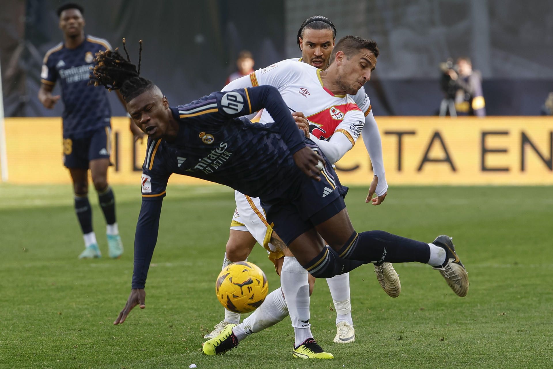 Real Madrid deja puntos en su visita al Rayo Vallecano