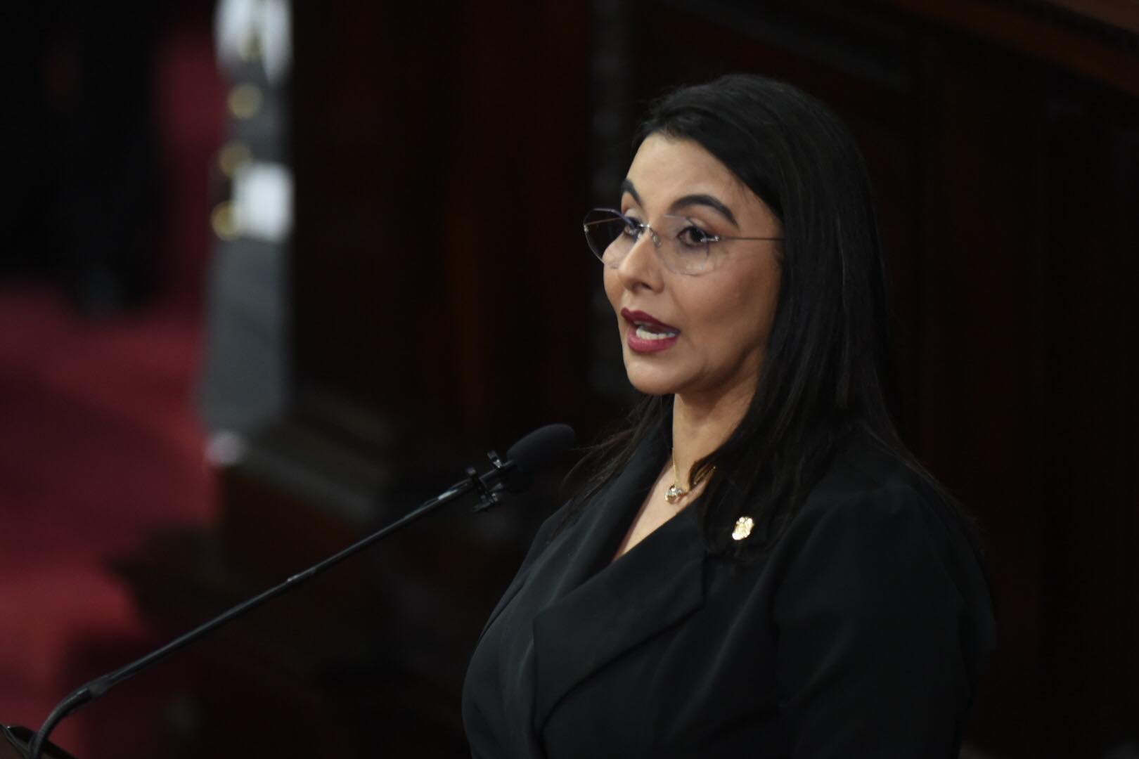 ¡NO SE DEJÓ! Diputada Shirley Rivera presenta denuncia por agresión verbal