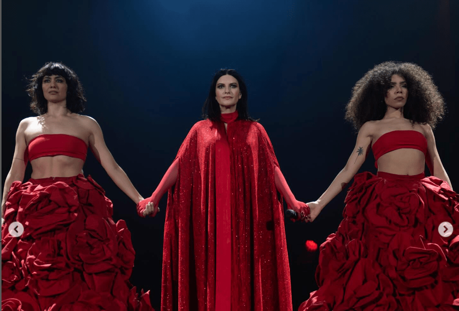 ¿Por qué Laura Pausini necesitó de oxígeno en su show en México?