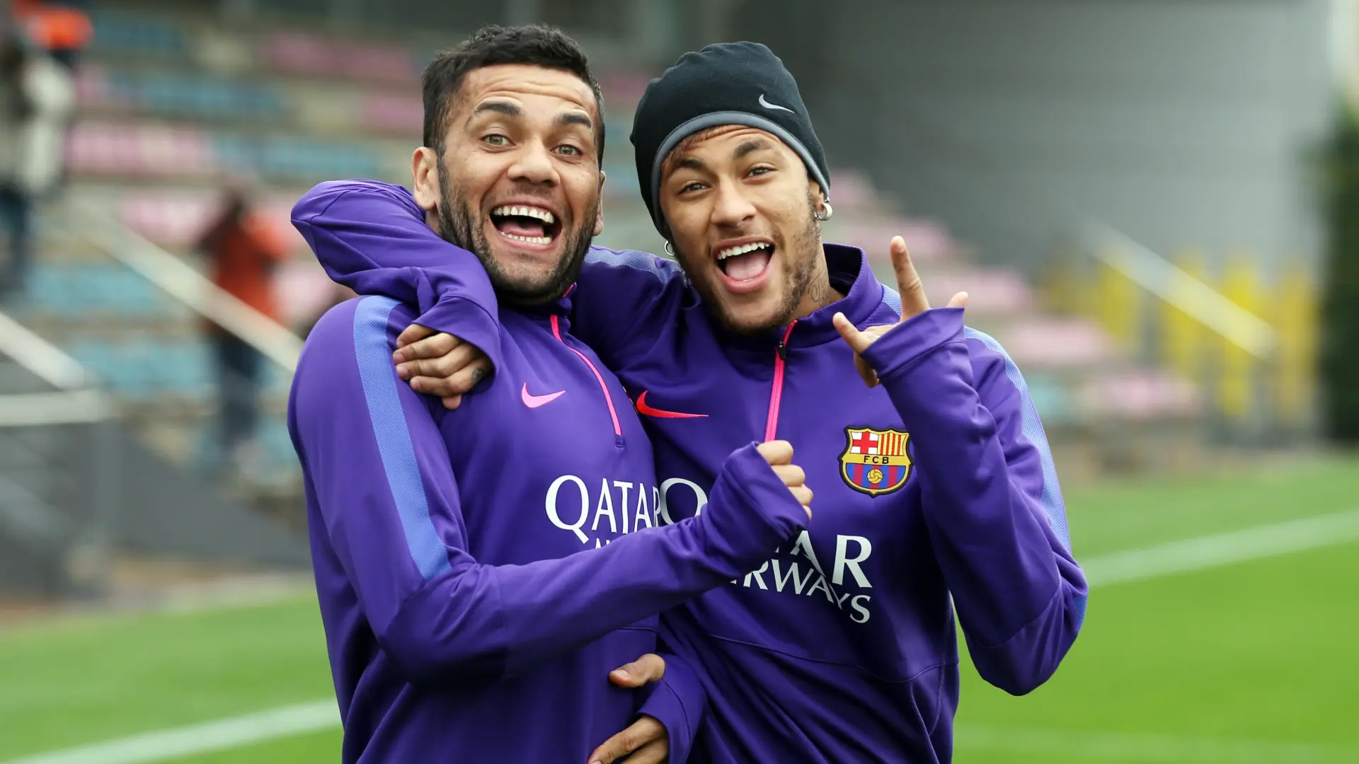 Neymar le pone punto final al tema de Dani Alves