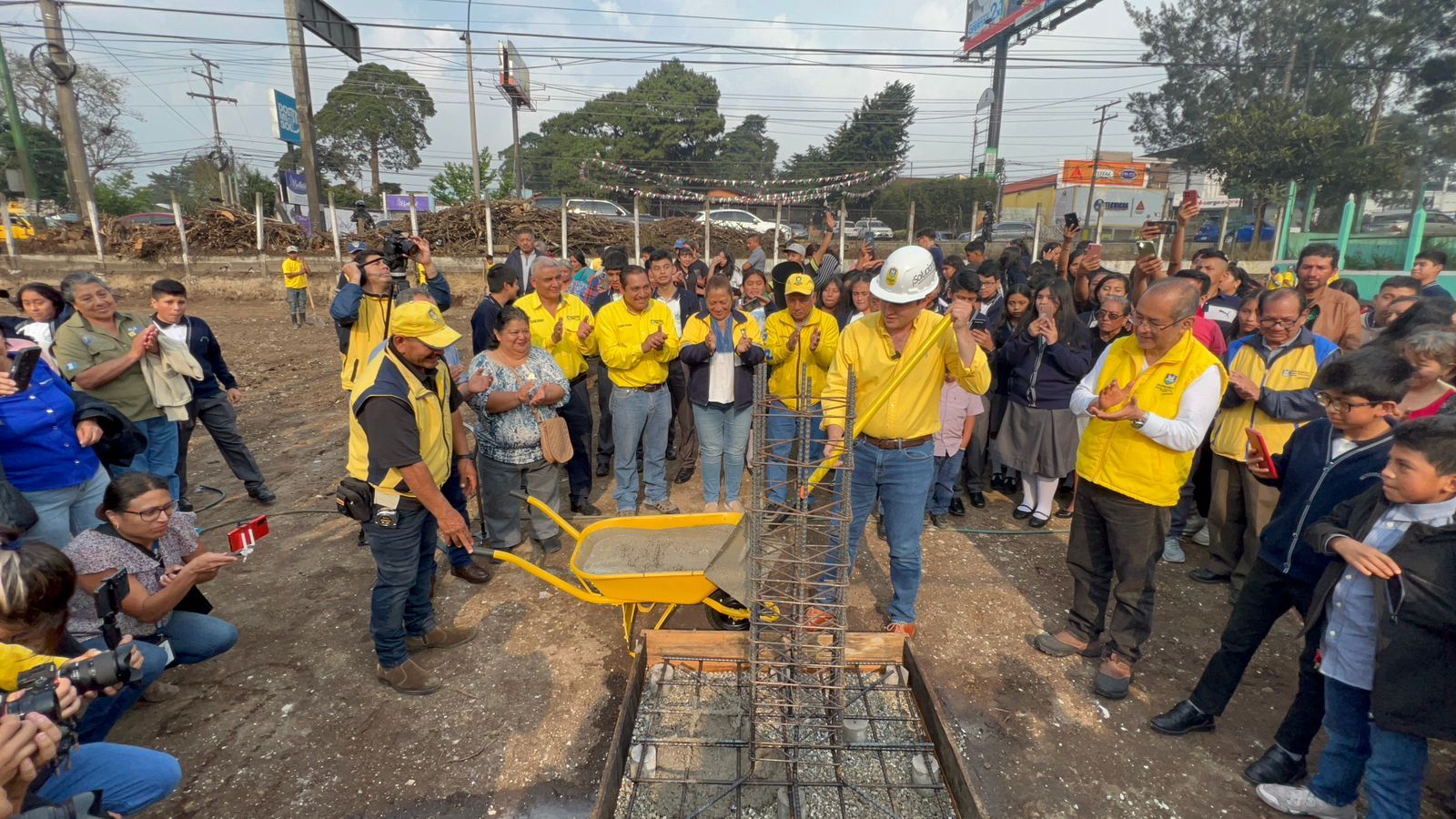 Inauguran construcción de instituto en Santa Catarina Pinula