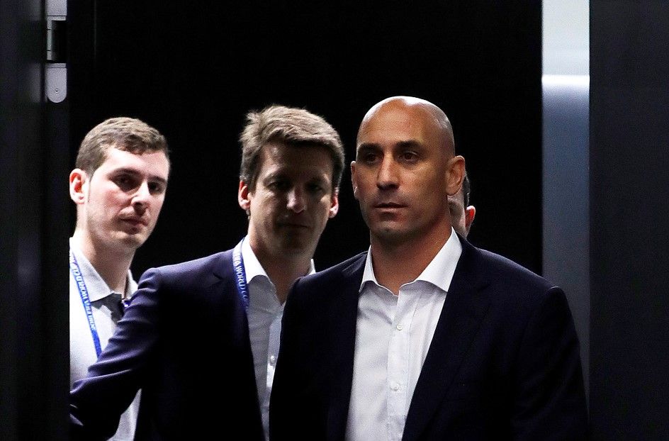 La jueza cita como investigado al expresidente de la RFEF, Luis Rubiales