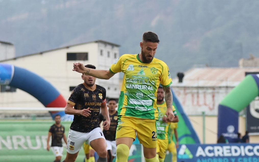 Deportivo Zacapa alarga la agonía del descenso ante Xinabajul