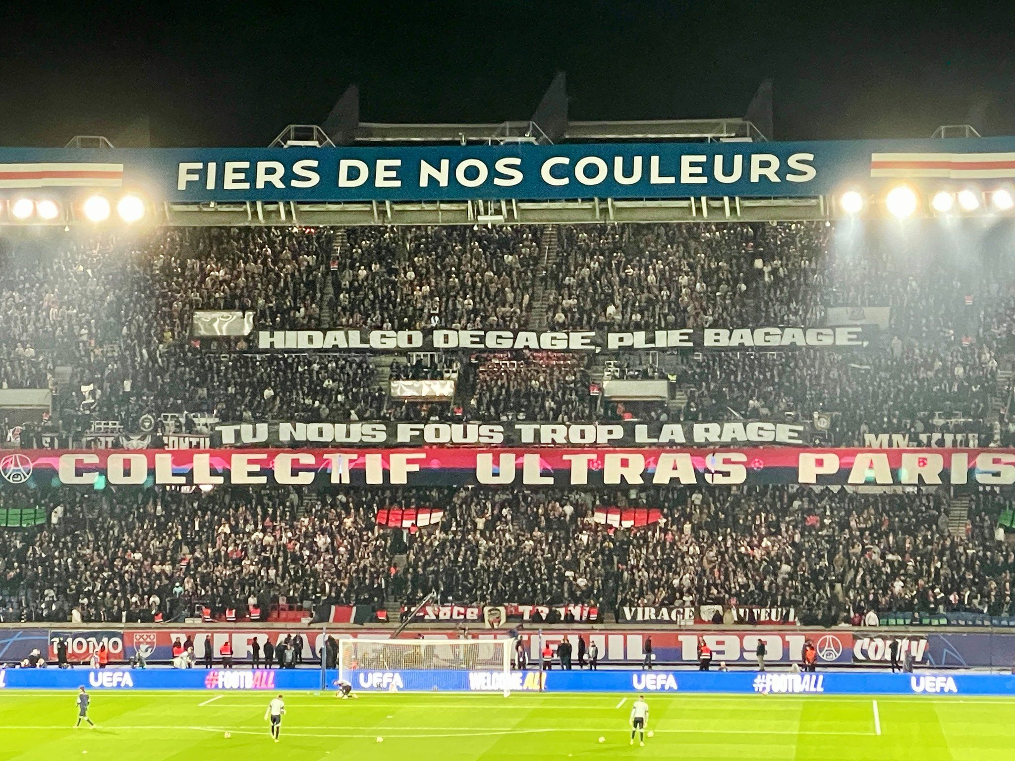 Ultras del PSG preparan un recibimiento hostil al FC Barcelona