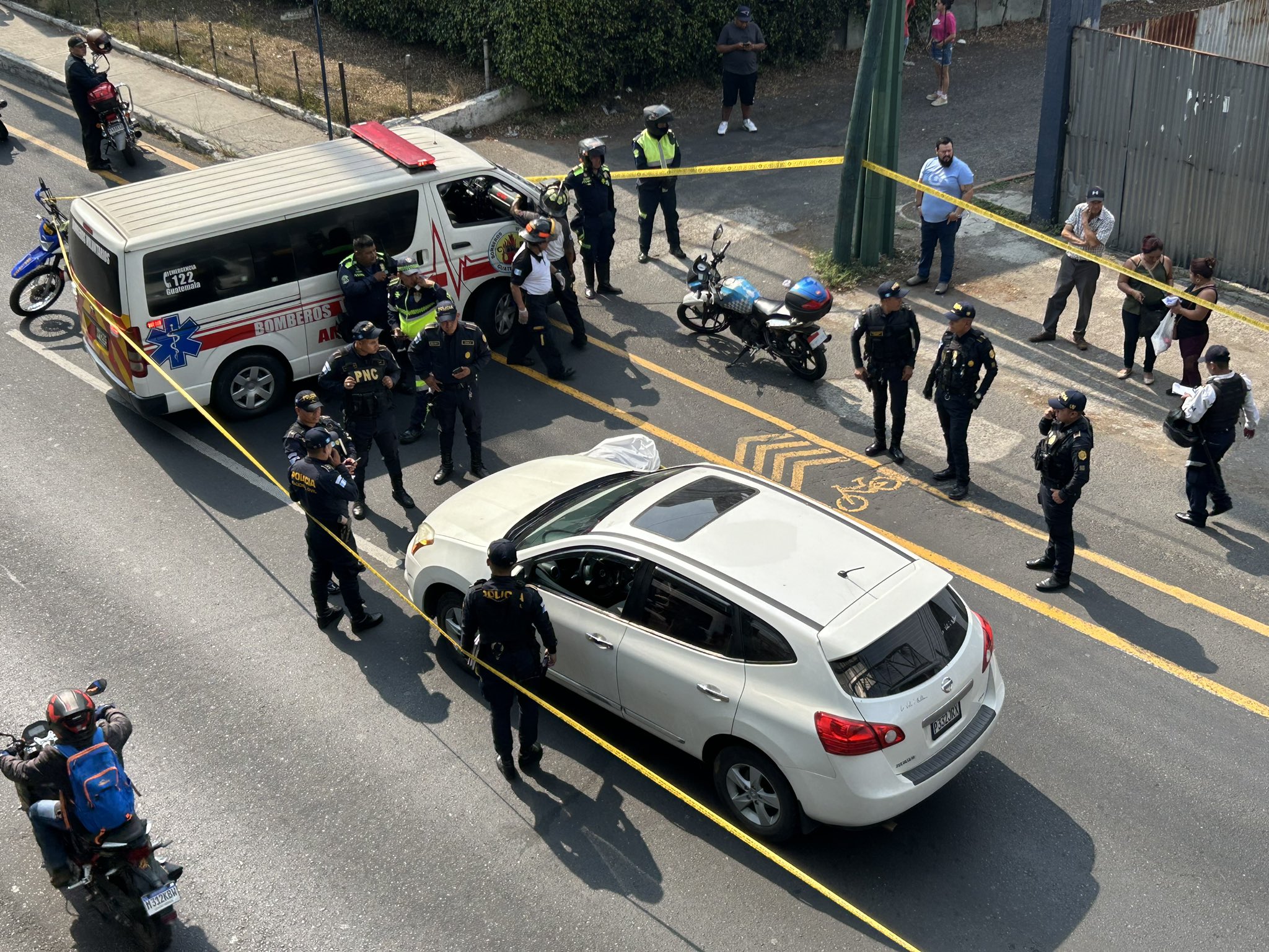 Un muerto y un herido tras incidente armado en calzada Roosevelt