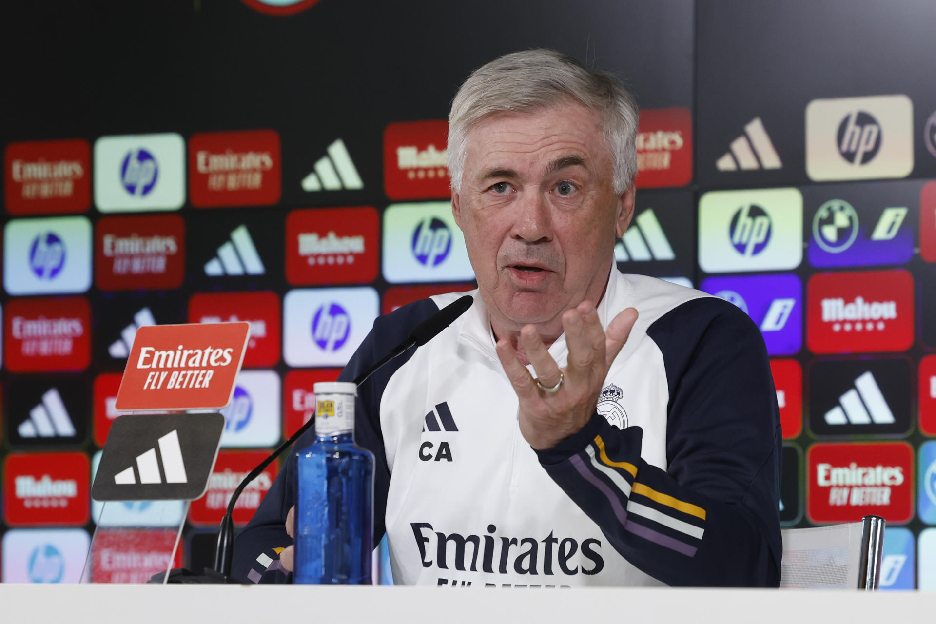 Ancelotti confiado y relajado previo al enfrentamiento contra el Alavés