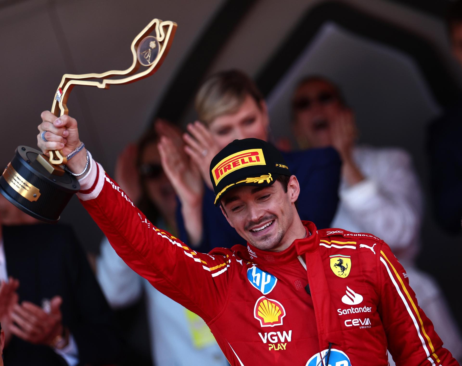 Charles Leclerc gana ante su gente en Mónaco