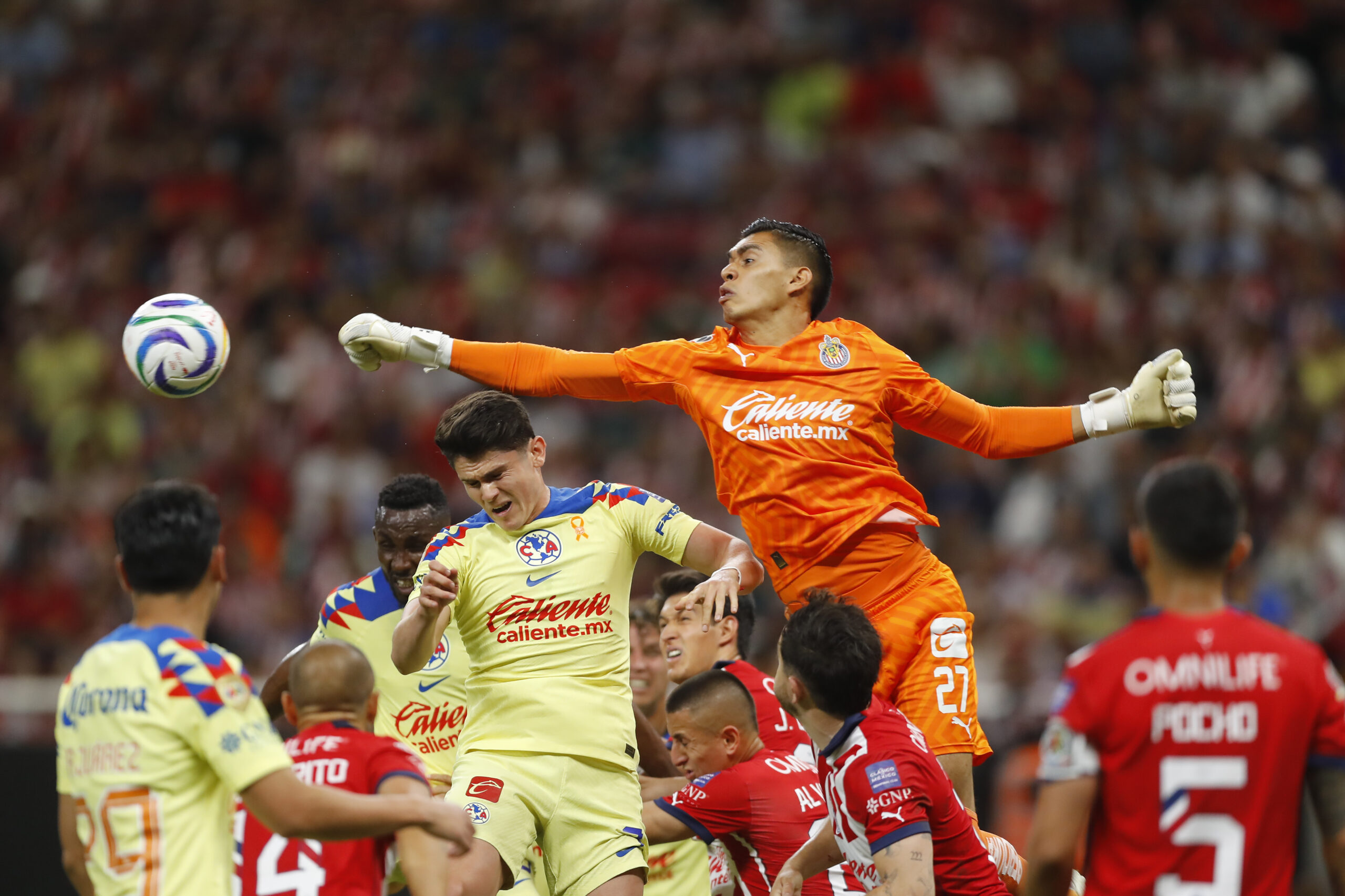 Guadalajara y América firman empate en inicio de semifinales