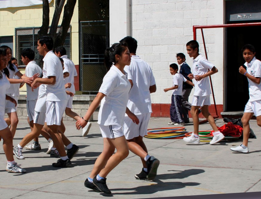 Mineduc suspende actividades al aire libre por contaminación