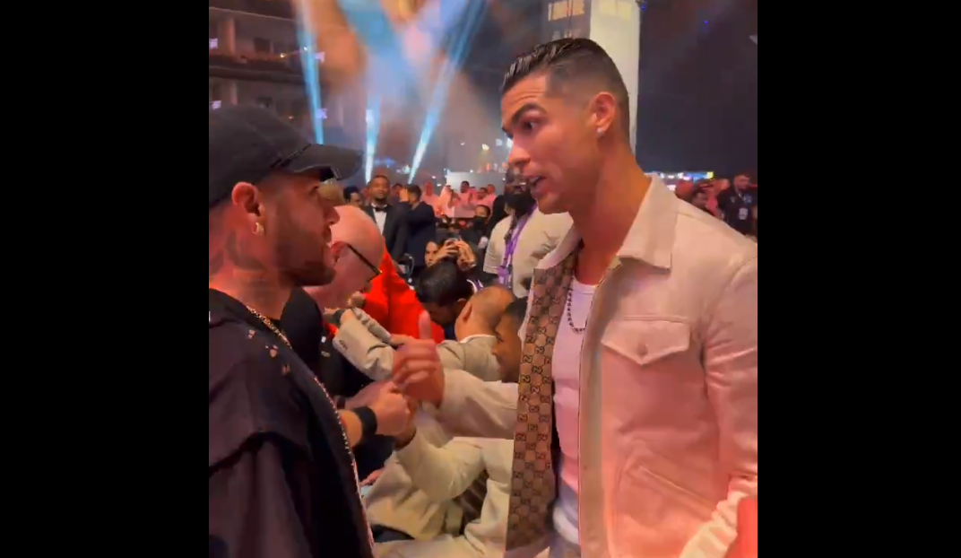 VIDEO. Neymar y CR7 se encontraron previo a un combate de boxeo en Arabia