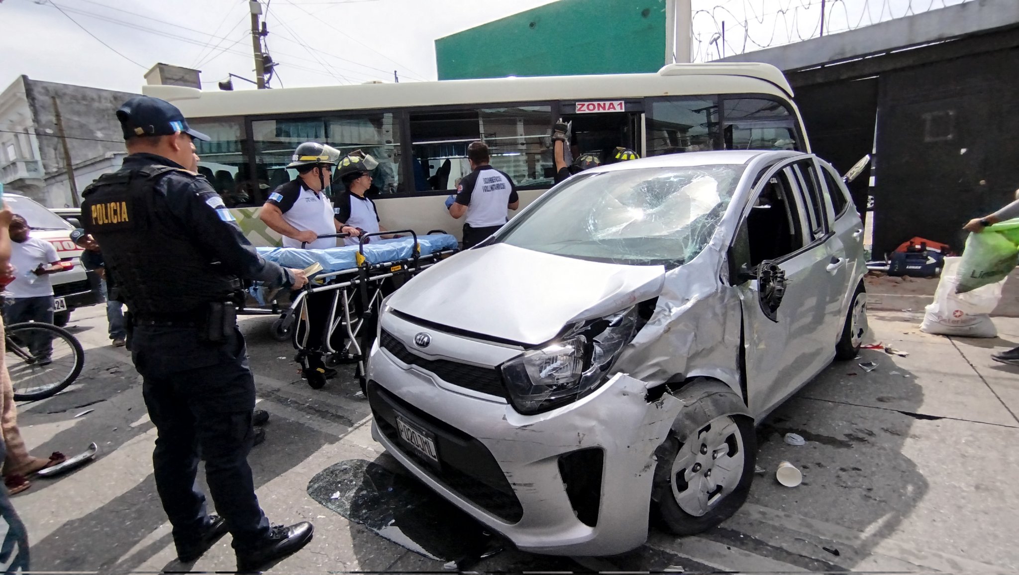 Mujer muere por choque; otros accidentes dejan 9 heridos