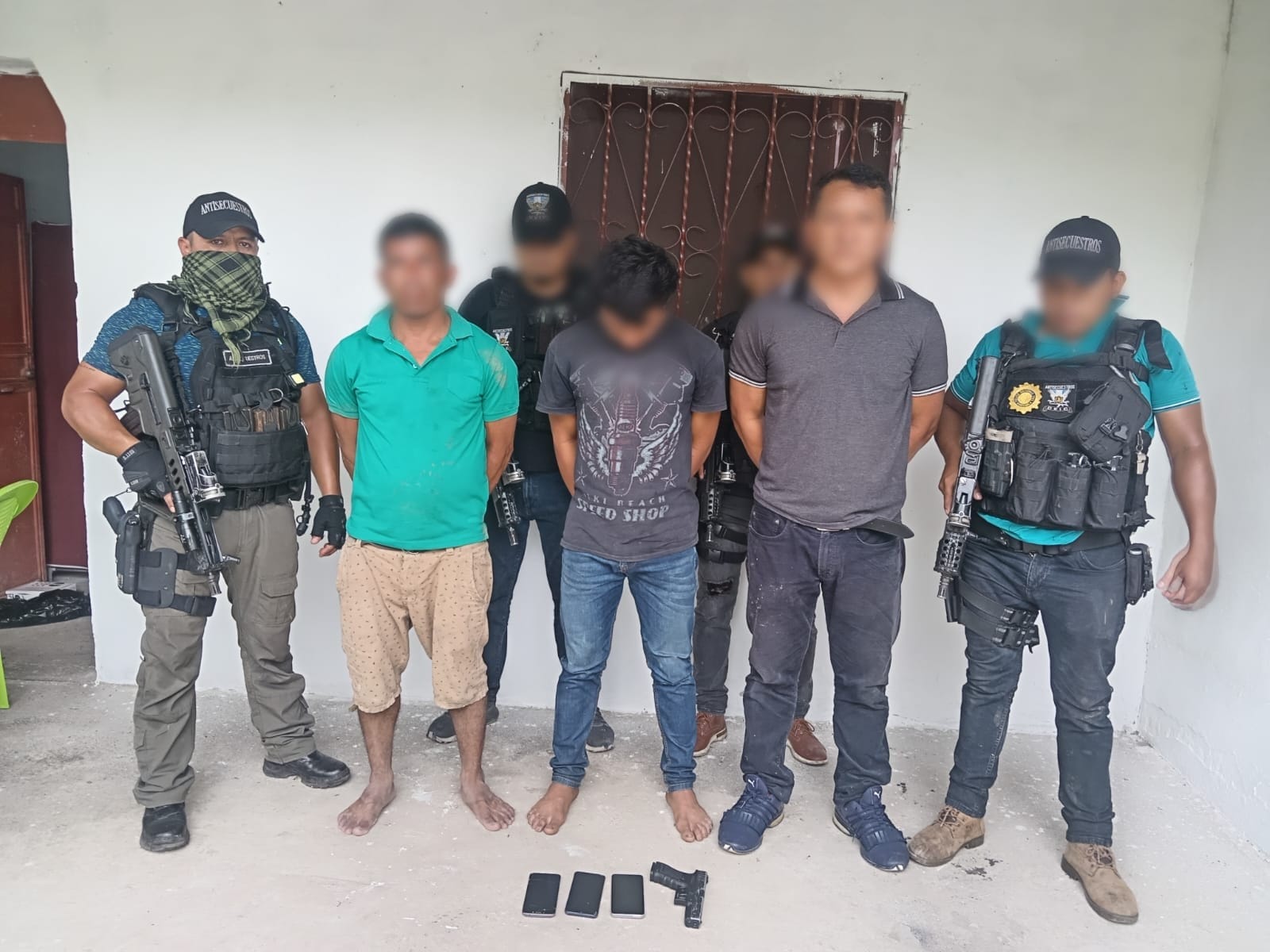 Frustran secuestro y capturan a 3 hombres en Zacapa