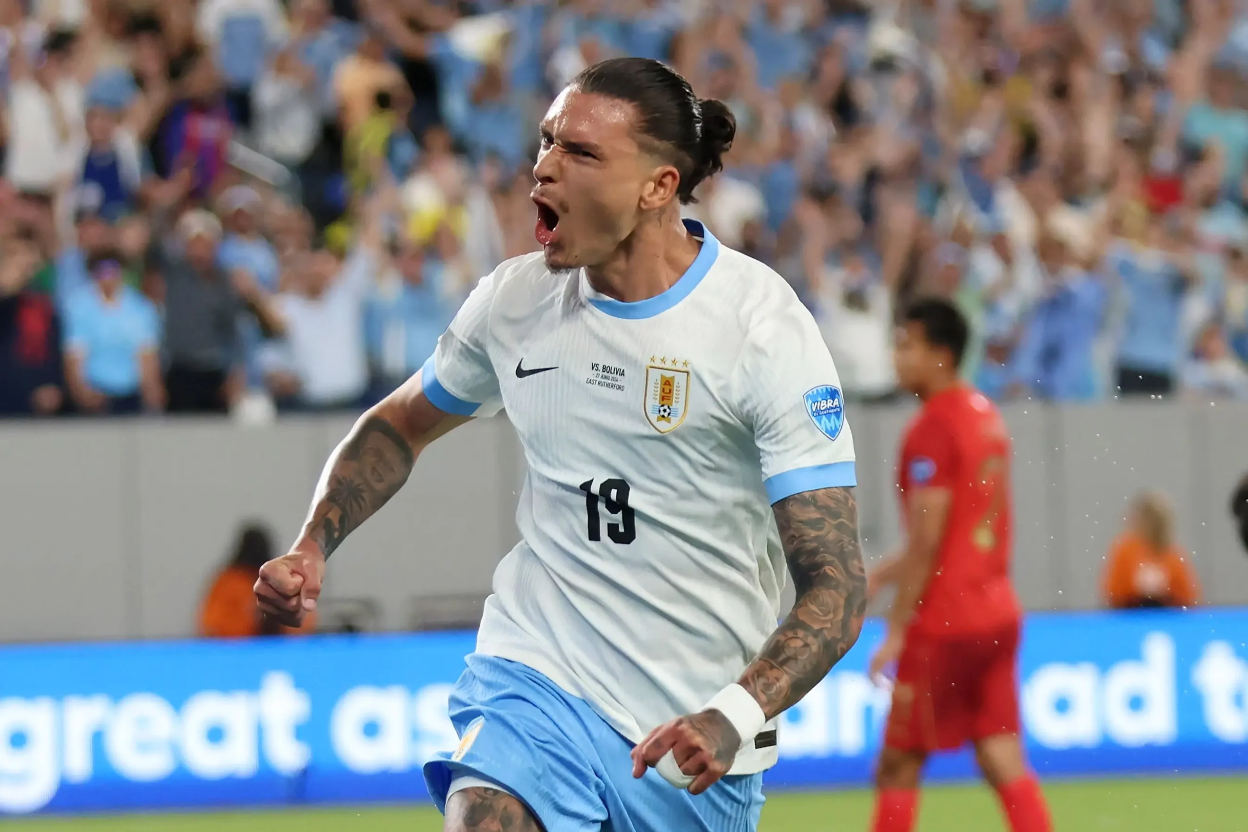 Uruguay embellece la Copa América a puro futbol y goles