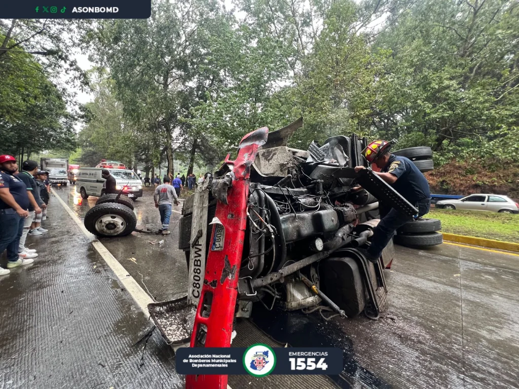 Paso cerrado tras accidente en ruta Interamericana