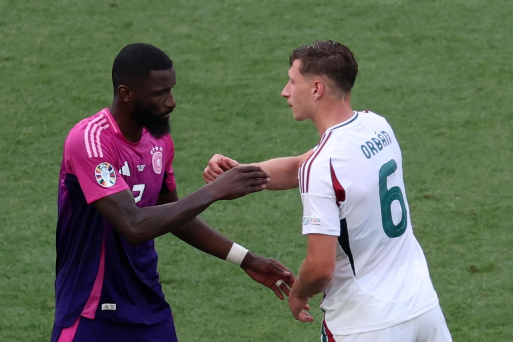 Rüdiger entrenó en solitario y sigue siendo duda para los octavos de final