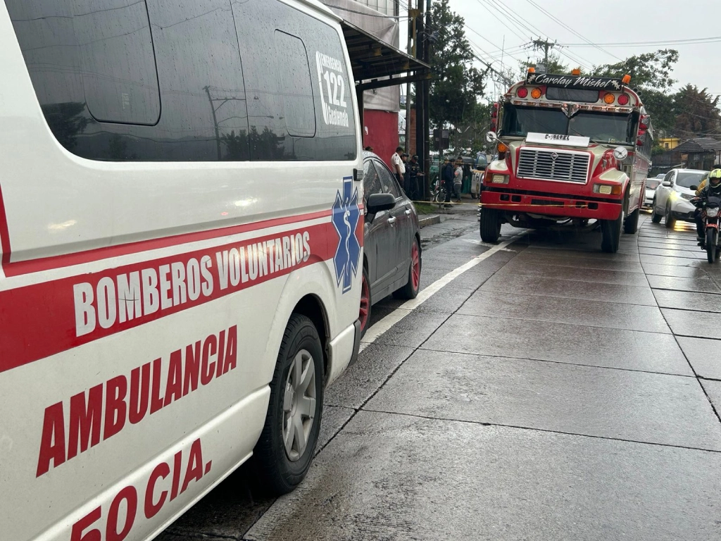 Disparan contra piloto de bus en ruta al Atlántico