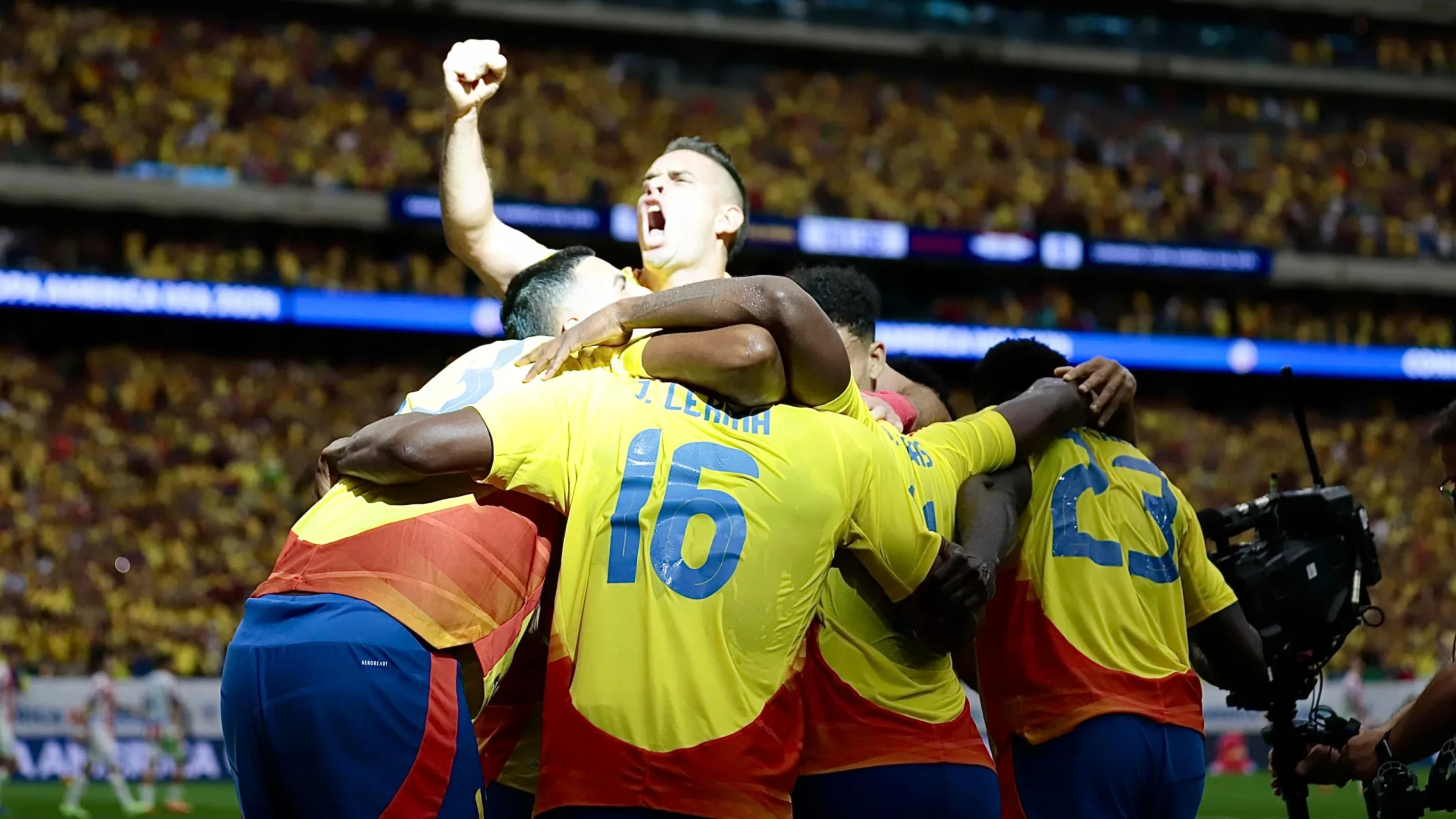 James Rodríguez brilla en el debut de Colombia en Copa América