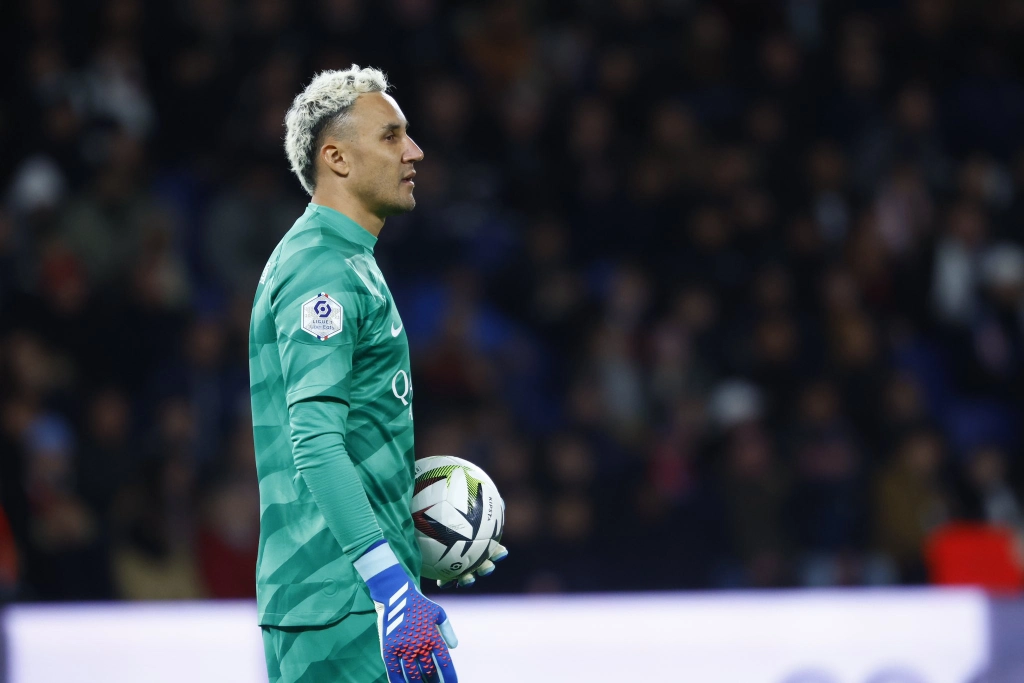 Denuncian al portero costarricense Keylor Navas