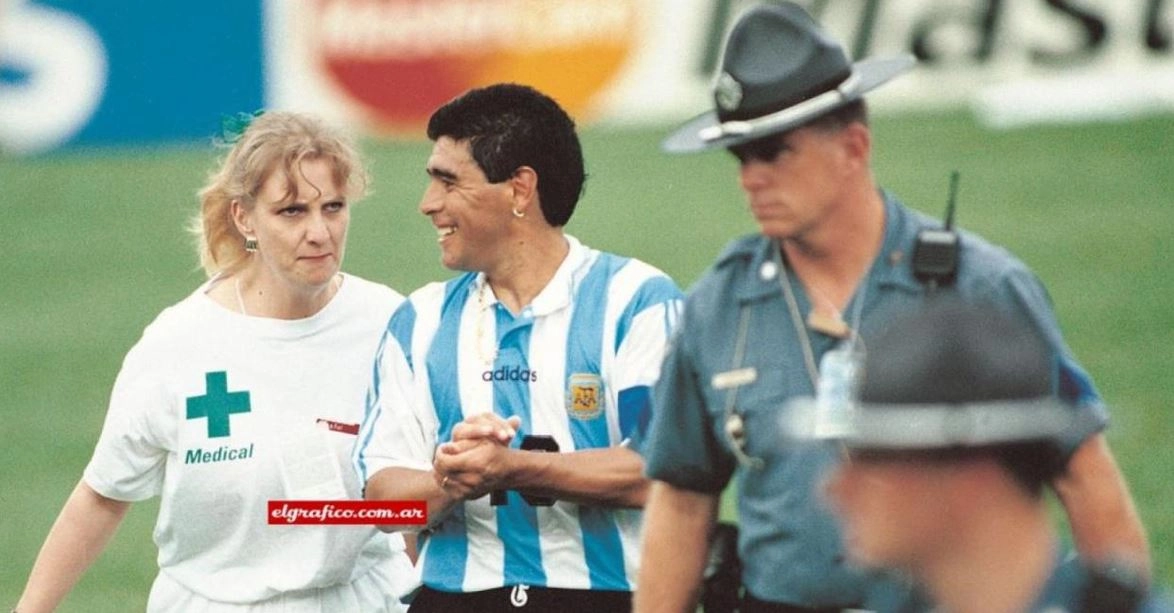 «Me cortaron las piernas»: 30 años del último partido de Maradona